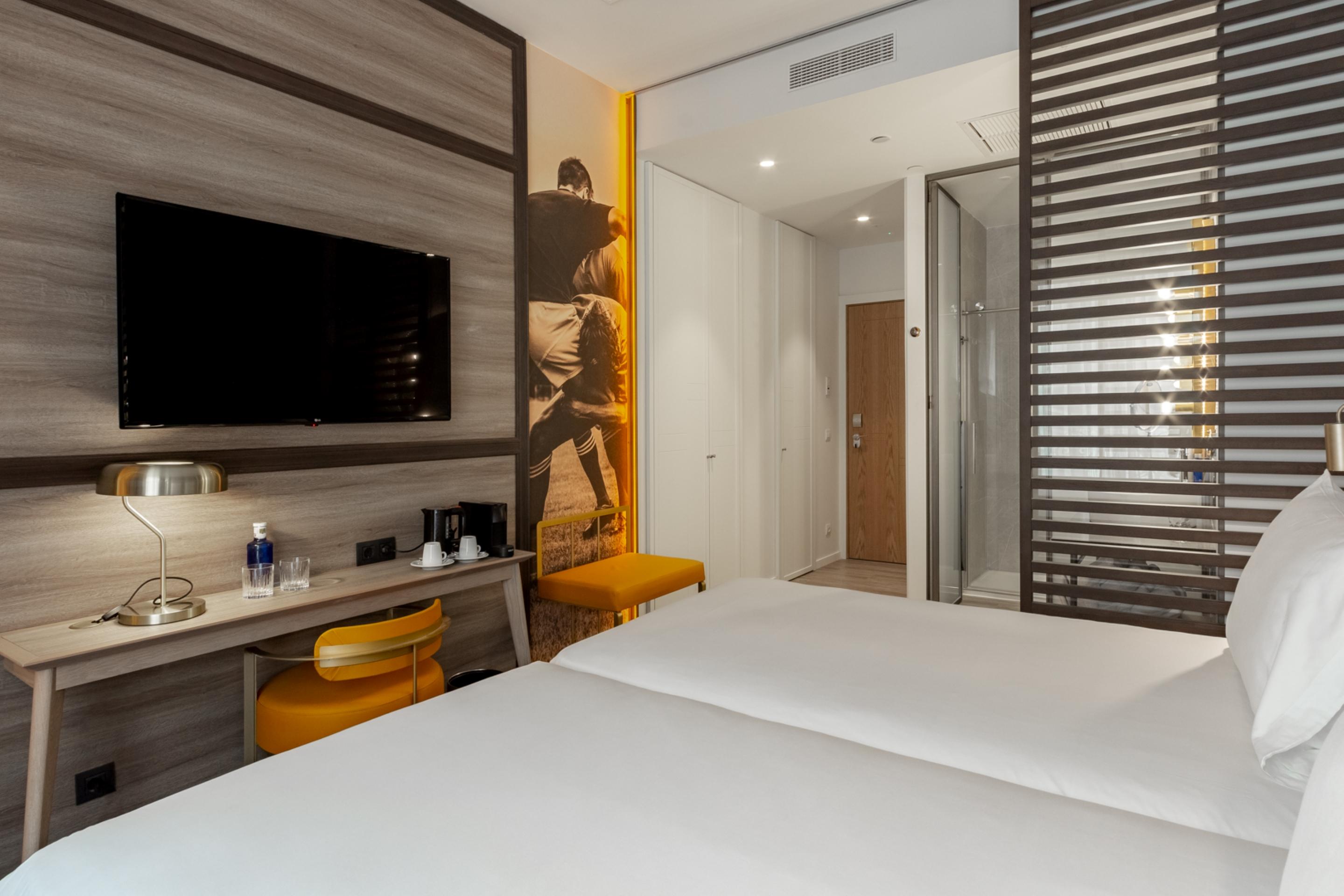 Hotel Pestana Cr7 Gran Via Madrid Esterno foto