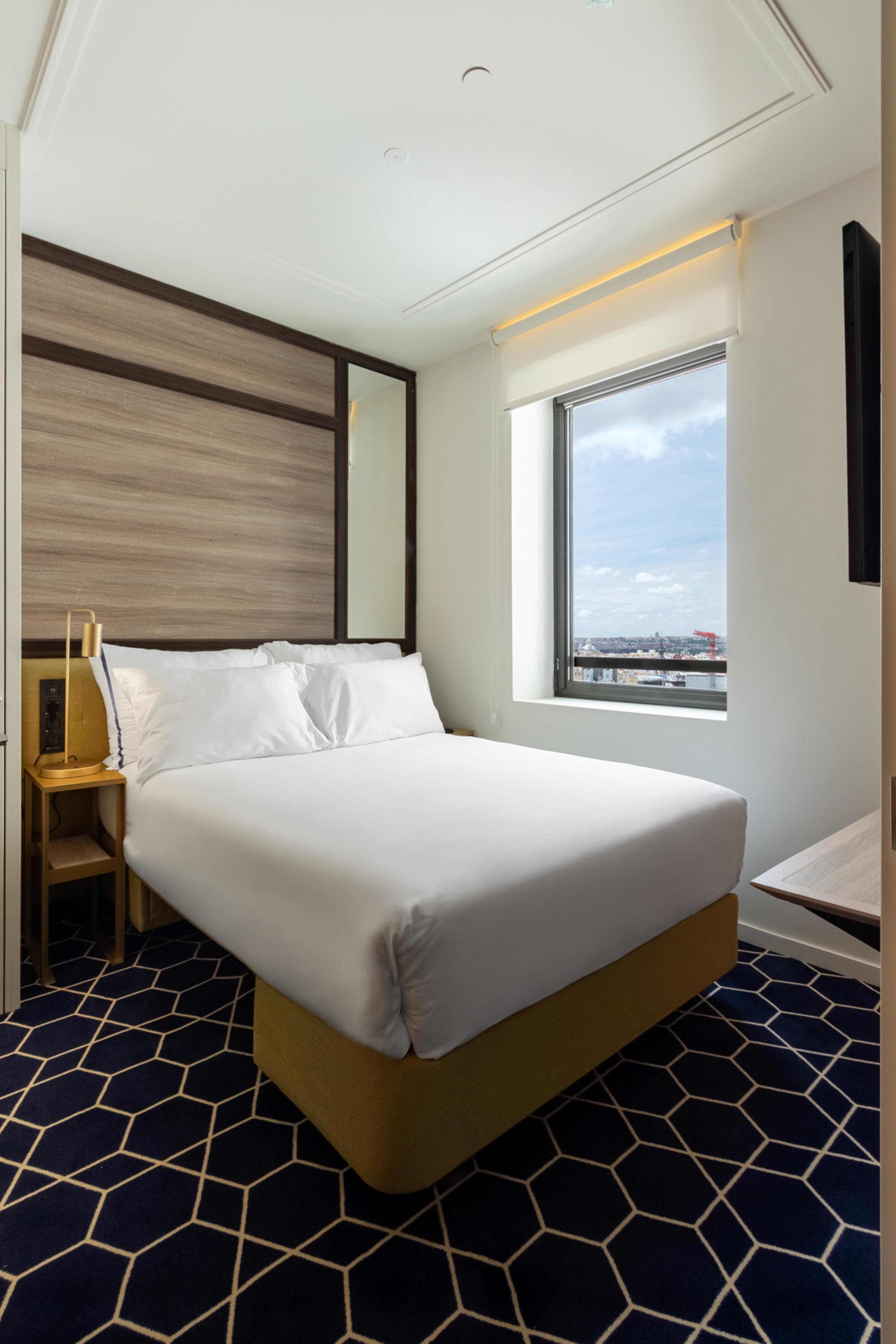 Hotel Pestana Cr7 Gran Via Madrid Esterno foto