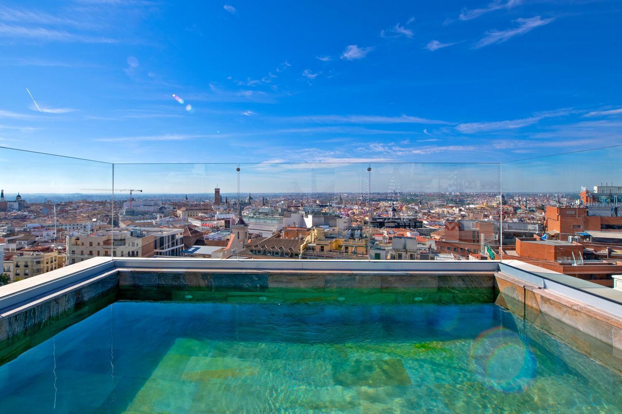 Hotel Pestana Cr7 Gran Via Madrid Esterno foto